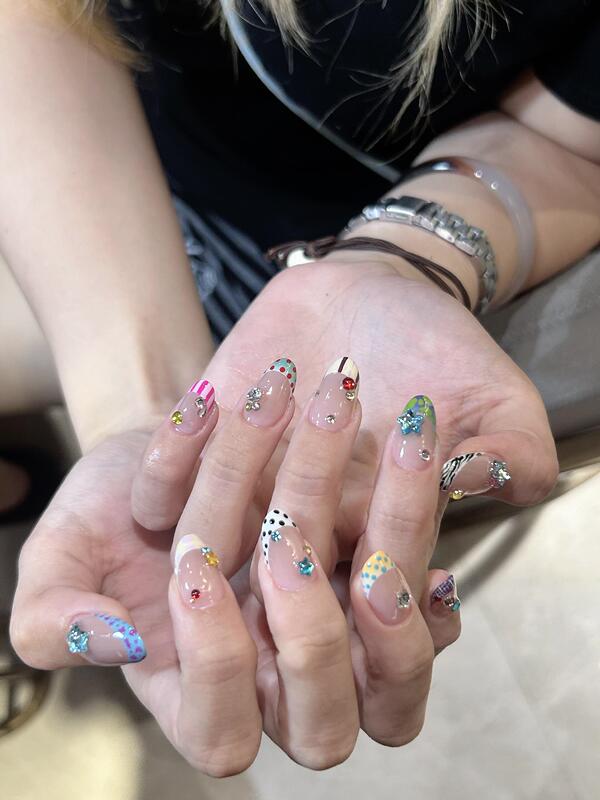 Ugg Trendy Nail Art "Pawa" New Niche Colorful Dopamine Polka Dot Y2K Handmade Wearable Nails Ugg Trendy Nail Art "Pawa" New Niche Colorful Dopamine Polka Dot Y2K Handmade Wearable Nails