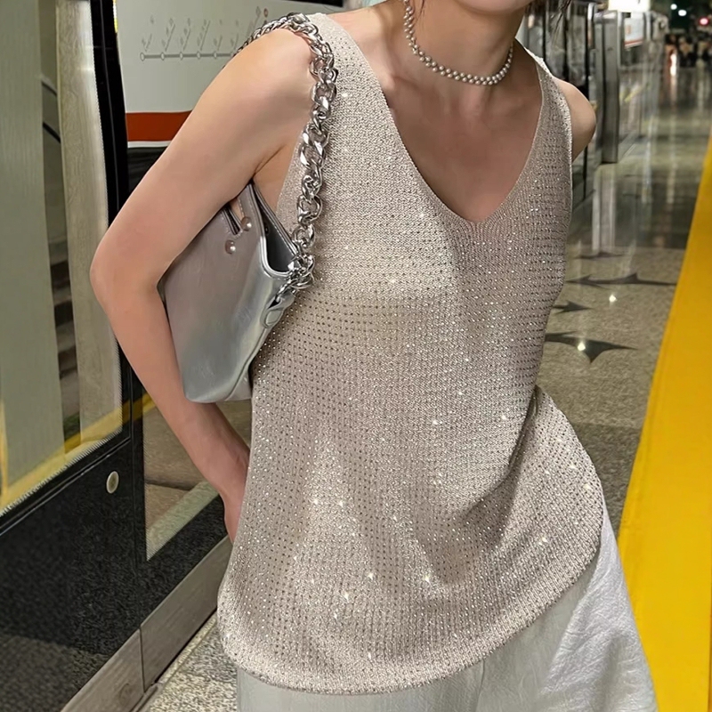 Heavy-Duty Rhinestone Sleeveless Vest for Women, Shiny Ice Silk Knit Sequin Top, Loose Fit, Tummy-Covering, Layering