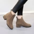Giày bốt nữ ngắn 2018 mới vuông đầu ống đơn giản hoang dã chelsea boot Giày ống