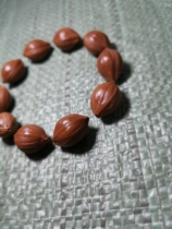 Merlin four-flower short round olive pit original leather and plump bracelets cream-free perforated and iron-seed vegetarian skewers peach pit selection