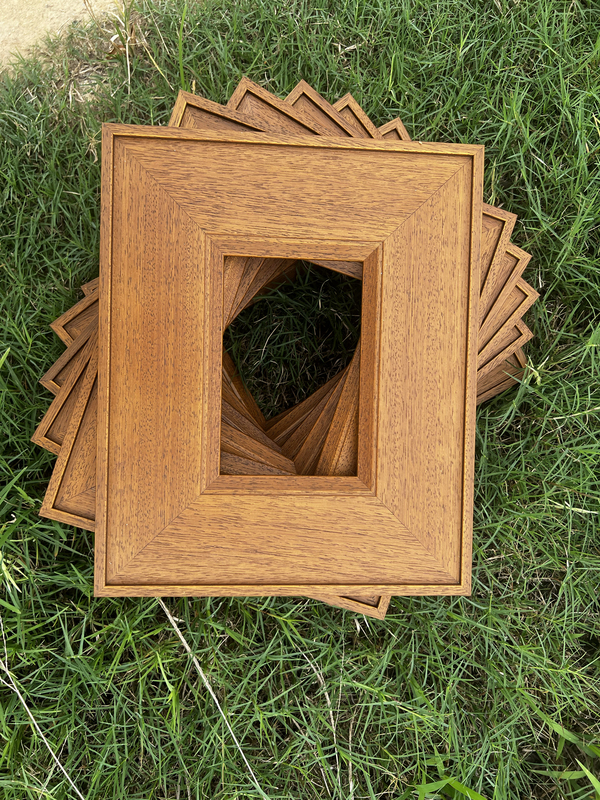 Solid Wood Vintage Picture Frame for Framing Printed Photos, Wall-Mounted Photo Frame, Exhibition Oil Painting Outer Frame, Wooden Frame Solid Wood Vintage Picture Frame for Framing Printed Photos, Wall-Mounted Photo Frame, Exhibition Oil Painting Outer Frame, Wooden Frame