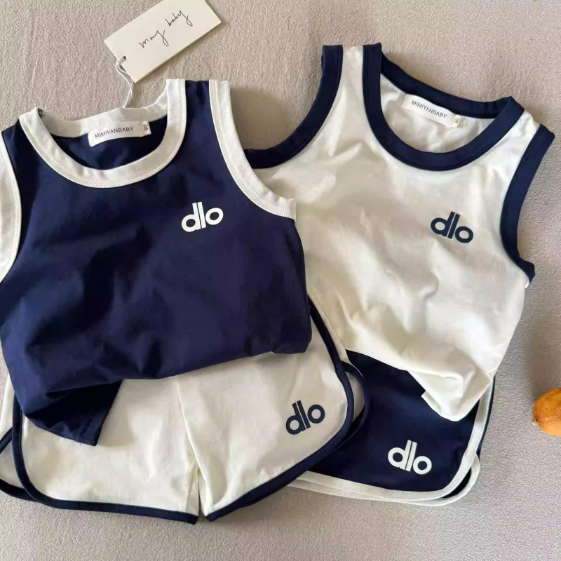 Children's Vest Set 2025 Summer New Style Boys and Girls Shorts Baby Casual Sports Two-Piece Set Trendy Brand Children's Vest Set 2025 Summer New Style Boys and Girls Shorts Baby Casual Sports Two-Piece Set Trendy Brand