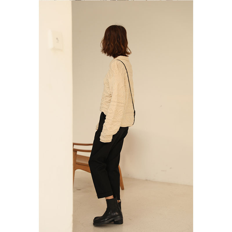 Miss Hatooth Chen Aijia autumn new products in England show thin woolen trousers straight mid-waist loose nine-point robe pants