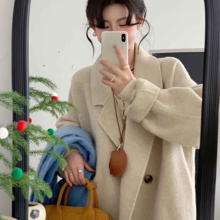Hepburn-Style Oatmeal-Colored Wool and Cashmere Coat for Petite Women, 2025 Autumn and Winter, High-End Mid-Length Woolen Coat