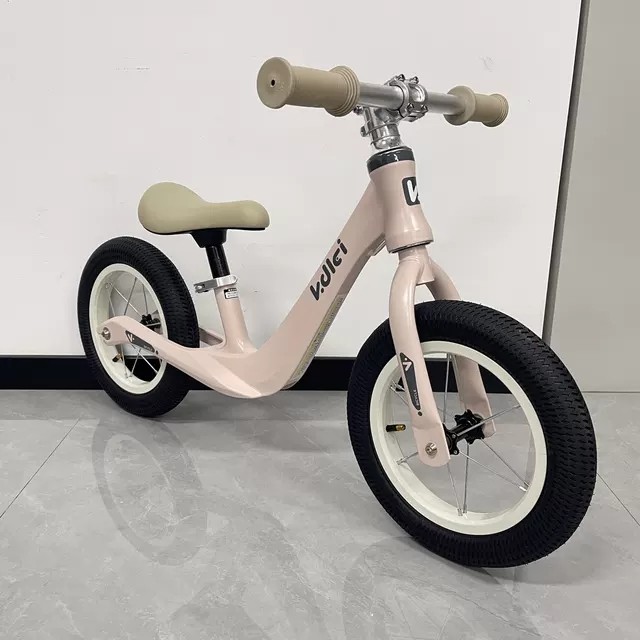 儿童自行车平衡车滑板车婴儿推车溜娃车