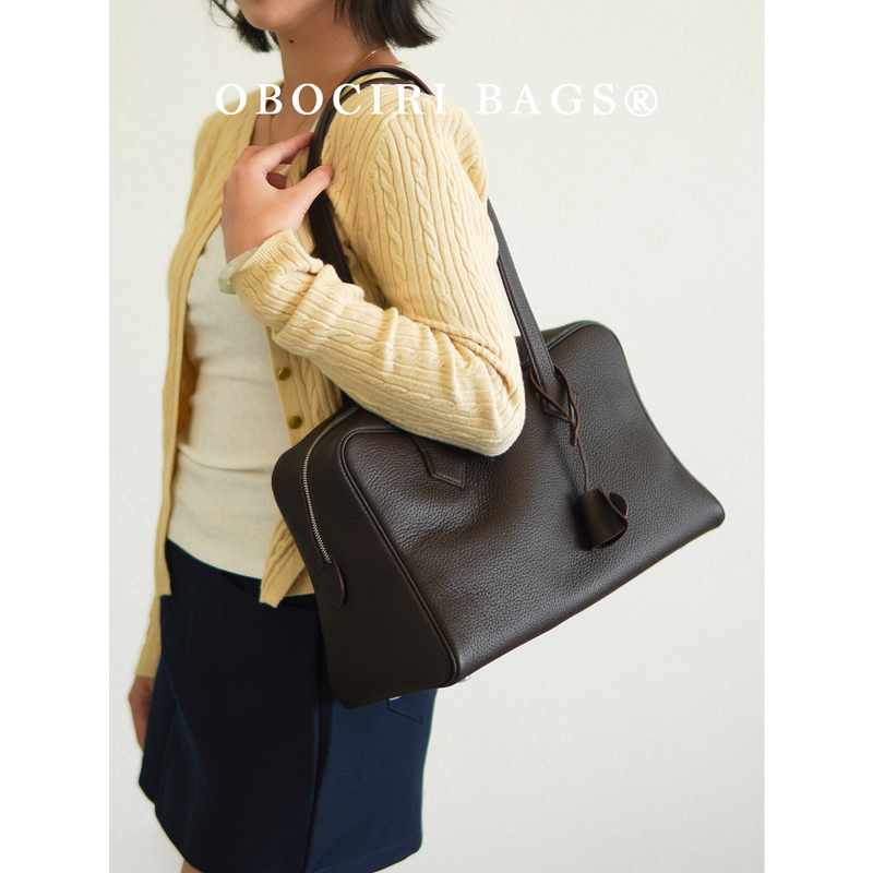 First-Layer Cowhide Victorian Bowling Bag, Genuine Leather Shoulder Bag, Large-Capacity Office and Commuting Boston Bag First-Layer Cowhide Victorian Bowling Bag, Genuine Leather Shoulder Bag, Large-Capacity Office and Commuting Boston Bag