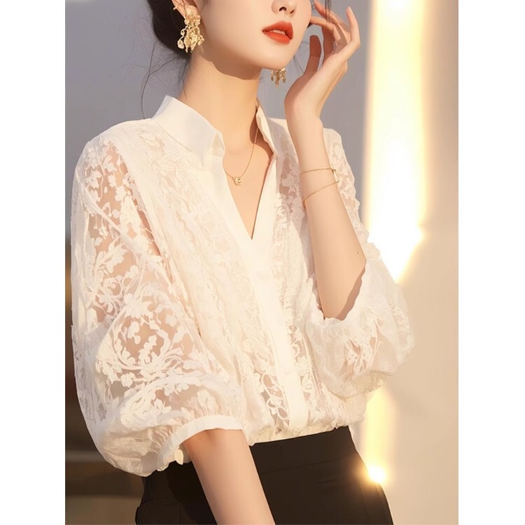 Silk Women's Tops Are Popular This Year, Unique and Chic, Summer Light Luxury, High-End, Stylish White Lace Shirts