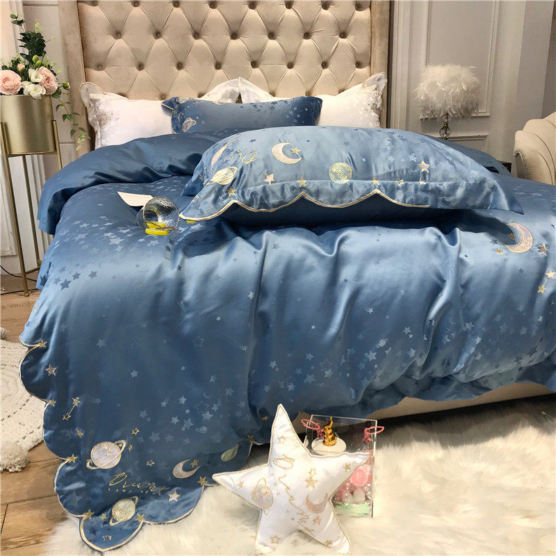 In the red embroidery of all cotton four pieces of pure cotton linePrincess wind white girl heart ice wire set