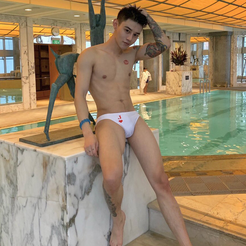  Sea anchor jun swimming trunks men's triangle T-shaped sexy low-waist navy bikini sun beauty black scoliosis professional transparent