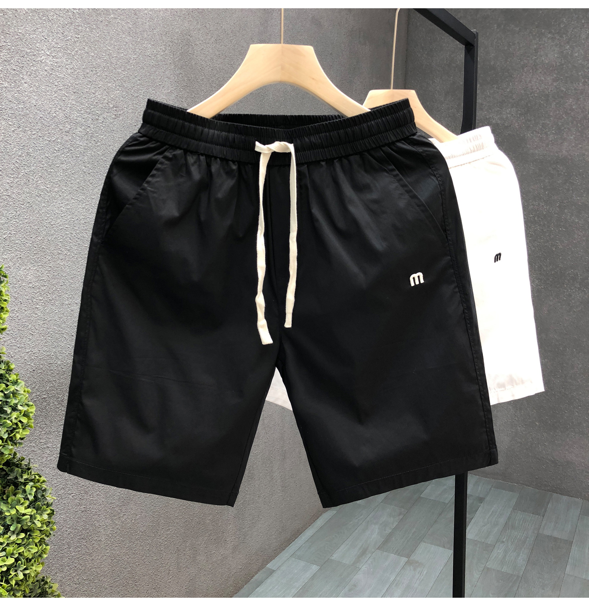 Vêtements d'extérieur blancs brodés simples, pantalons de plage fins pour hommes, amples, grands shorts décontractés pour la maison_voghion.com