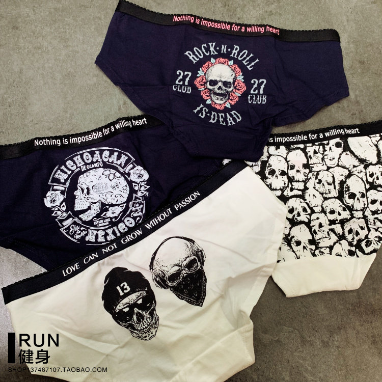 Teenage Girl Super Cute Cartoon Loving Strawberry Letters Skeletons Pure Cotton Briefs Women Feel Nets Red Low Waist Triangle Pants