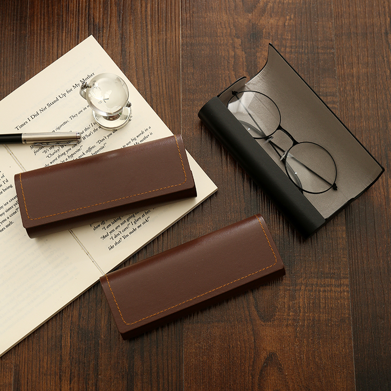 Portable Glasses Case for Women, Retro Japanese Style Style, Pressure-Resistant, Large-Capacity Myopia Eye Box, High-End Myopia Glasses Case