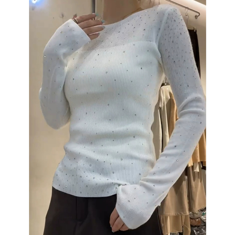 This Year's Trendy Women's Fashion Hot-Selling Items for Autumn and Winter 2026: New French-Style Heavy-Duty Rhinestone Long-Sleeve Knit Top That Slims the Figure This Year's Trendy Women's Fashion Hot-Selling Items for Autumn and Winter 2026: New French-Style Heavy-Duty Rhinestone Long-Sleeve Knit Top That Slims the Figure