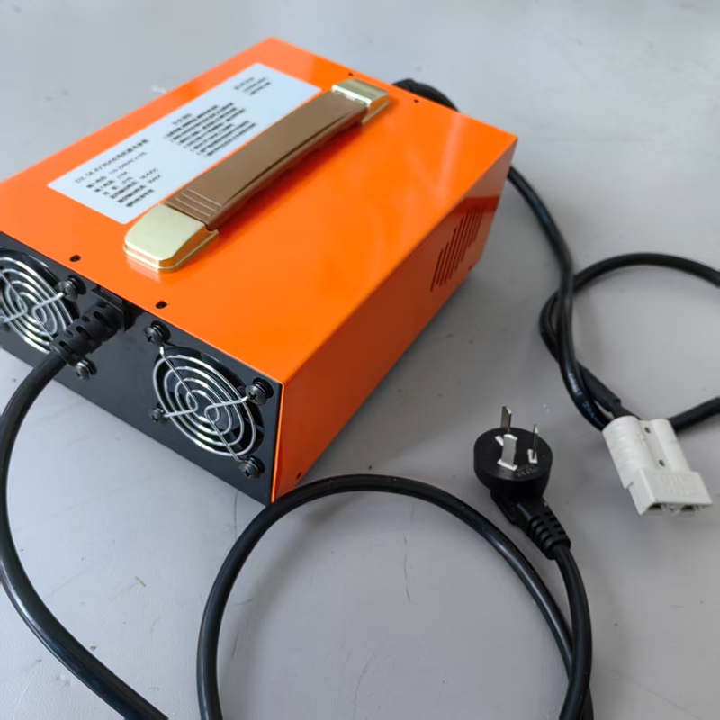 Electric Forklift Charger 48V30A86V25A Battery Charger Sightseeing Car 6025A Charger Golf