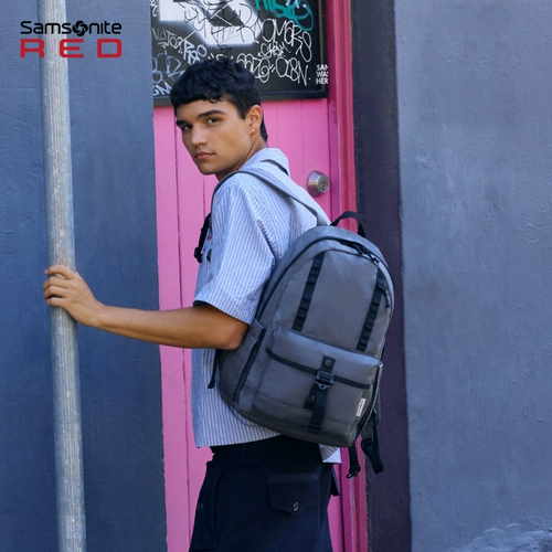 Вместительный и большой рюкзак для отдыха, ноутбук, сумка через плечо