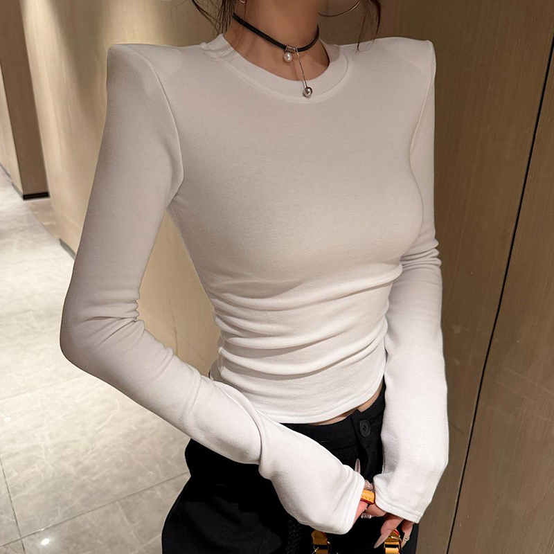 2026 Spring and Autumn Round Neck Regular Shoulder Solid Color Long Sleeve Base Shirt for Women Korean Style Vintage Slim Fit Waist-Cinching Basic Padded Shoulder Top