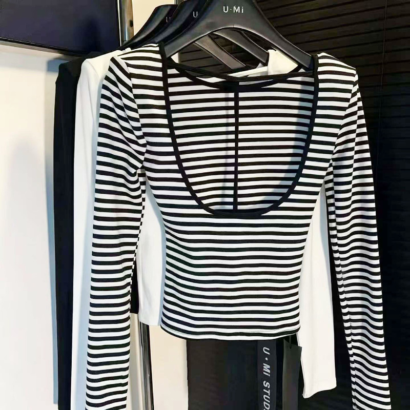 2026 Spring and Autumn New Style Sexy U-Neck Backless Long Sleeve T-Shirt for Women, Unique Solid Color Top 2026 Spring and Autumn New Style Sexy U-Neck Backless Long Sleeve T-Shirt for Women, Unique Solid Color Top