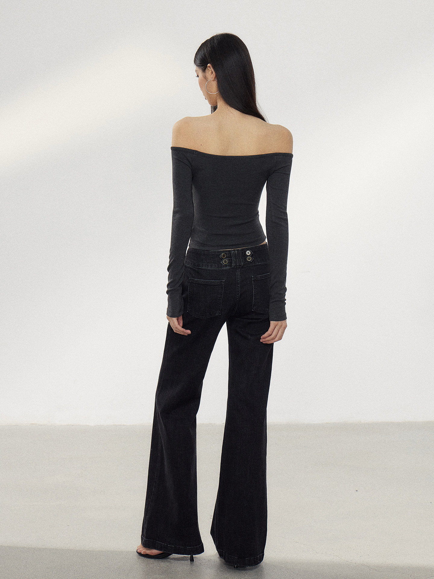 WITHMIN Black Low-Rise Flared Jeans