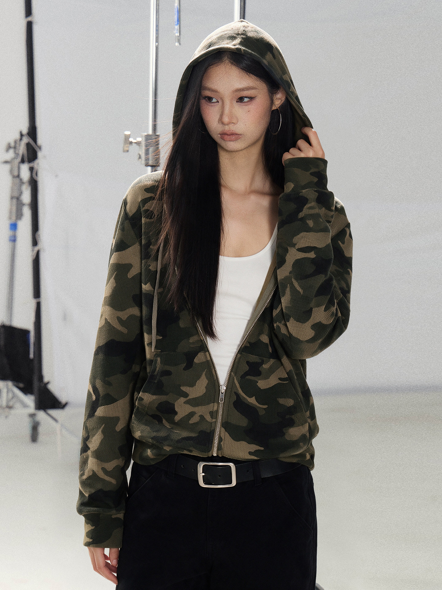 WITHMIN Camouflage Zip-Up Hoodie