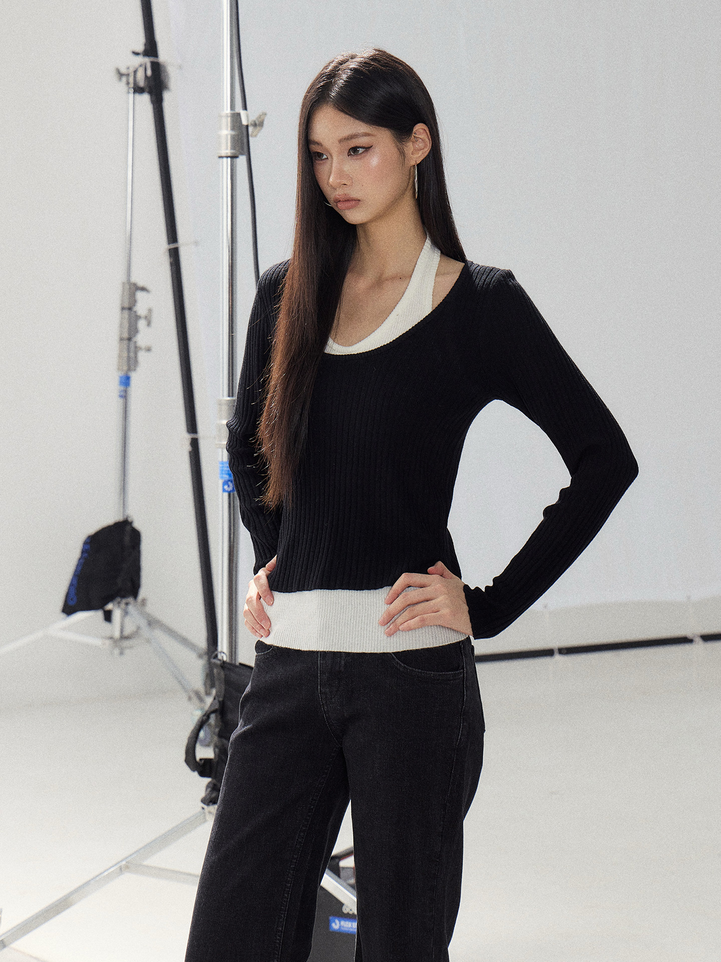 WITHMIN Contrast-Color Layered-Look Halter Long-Sleeve Tee