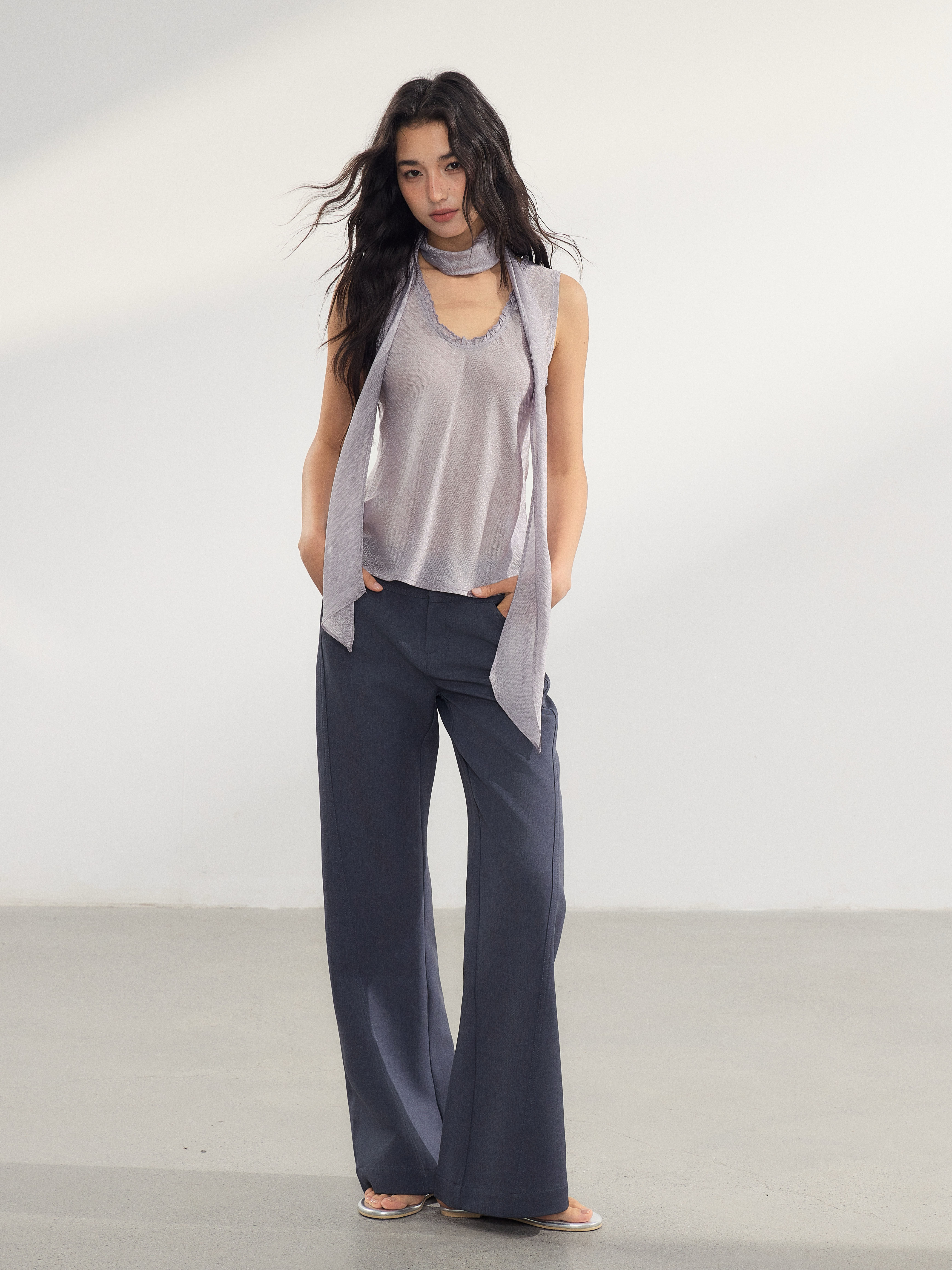 WITHMIN Dark Blue Low-Waist Straight-Leg Trousers