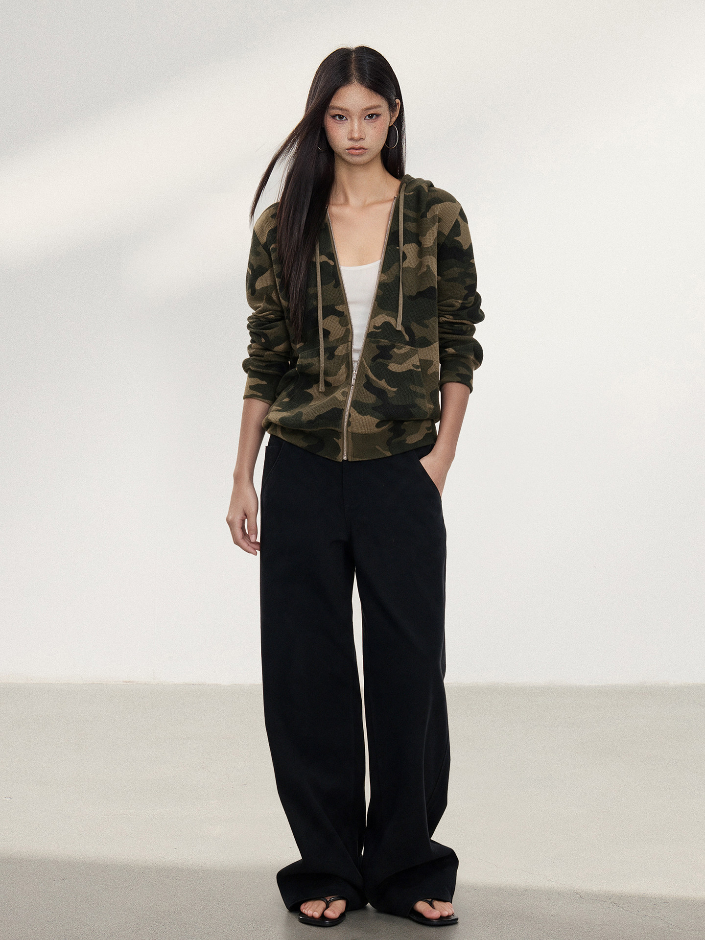 WITHMIN Camouflage Zip-Up Hoodie