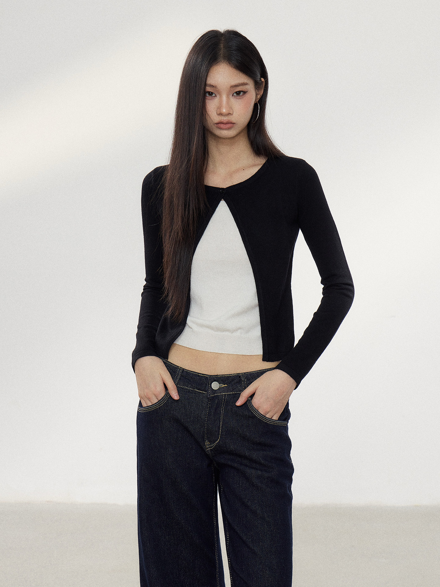 WITHMIN Black and White Layered-Look Slim-Fit Long-Sleeve Tee