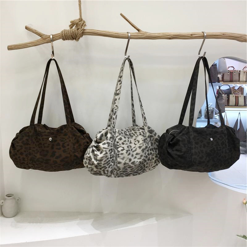 Small dirty cabinet South Korea Dongdaemun new leopard print canvas bag casual and versatile commuter portable shoulder tote bag