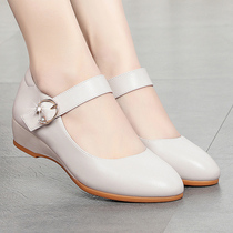 Middle-aged womens shoes wedge shoes female 2021 spring and autumn leather comfortable mothers shoes middle-aged low heel soft bottom shoes