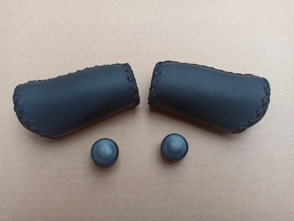 Real leather bike short to fold the tree-lined car to transfer the transmission short