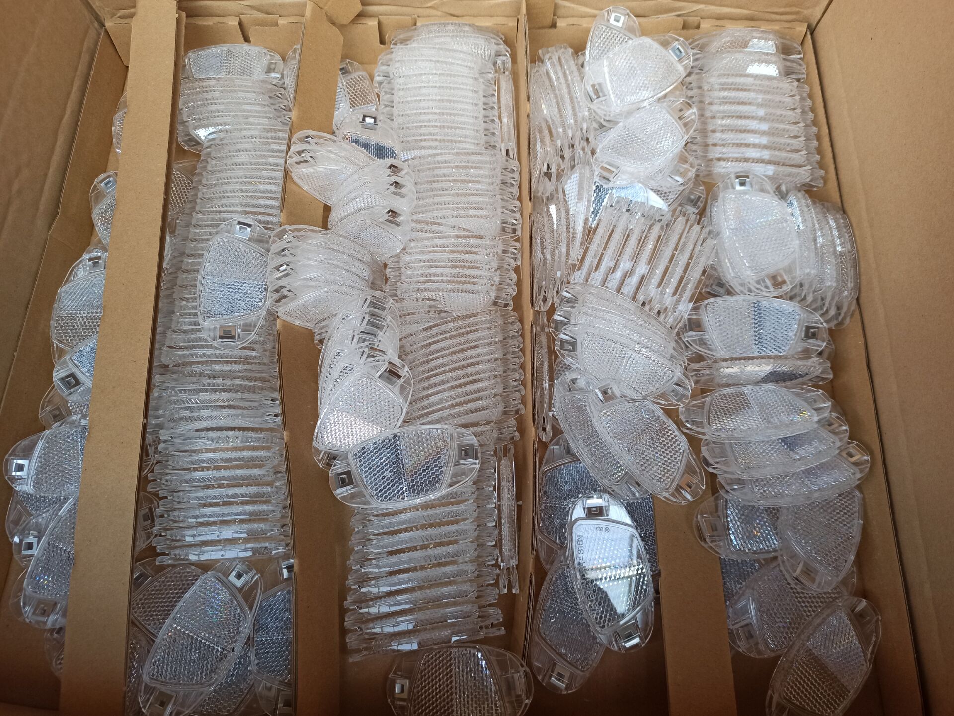 Japanese cat's eye bicycle spoke reflector, reflective warning, cat's eye reflector, strip reflector