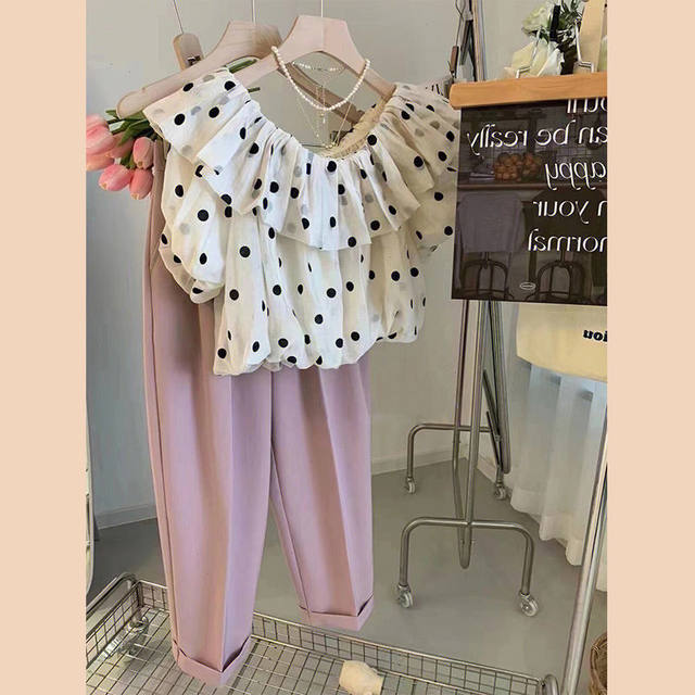 Korean style lazy style suit 2022 summer new niche polka dot lotus leaf collar top suit pants two casual set