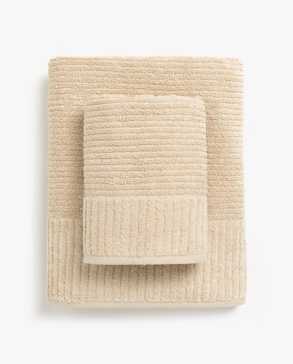 Zara Home Màu be sọc Jacquard Cotton Trẻ em Người lớn Giặt Khăn lớn Khăn tắm 41527013710 - Khăn tắm / áo choàng tắm khan khach san