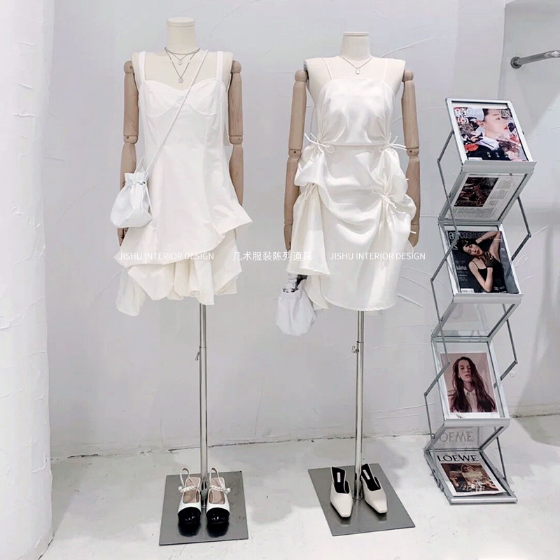 Women's clothing store wedding model shelf Korean flat shoulder half-body window display shelf simulates the dummy body props
