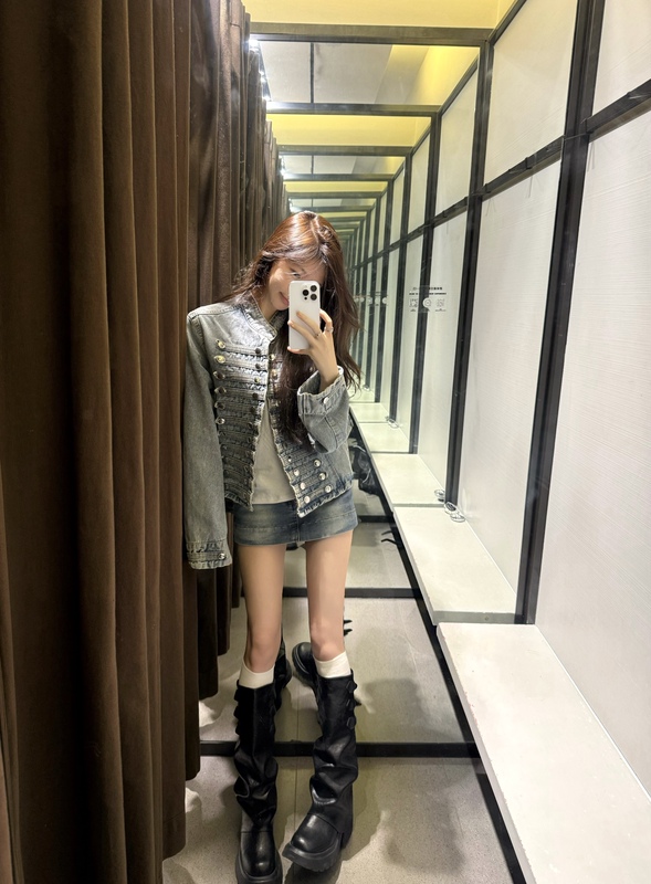 Only Eats Fish Meow Meow Meow Napoleon Jacket, Regular Shoulder Denim 2026 New Style, Palace-Style Stand Collar Short Jacket Top Only Eats Fish Meow Meow Meow Napoleon Jacket, Regular Shoulder Denim 2026 New Style, Palace-Style Stand Collar Short Jacket Top