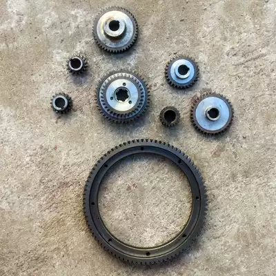 Old-fashioned band saw bed accessories Gear machine steel ring gear spline shaft saw Lihuang Chenlong 4028 4035 gear