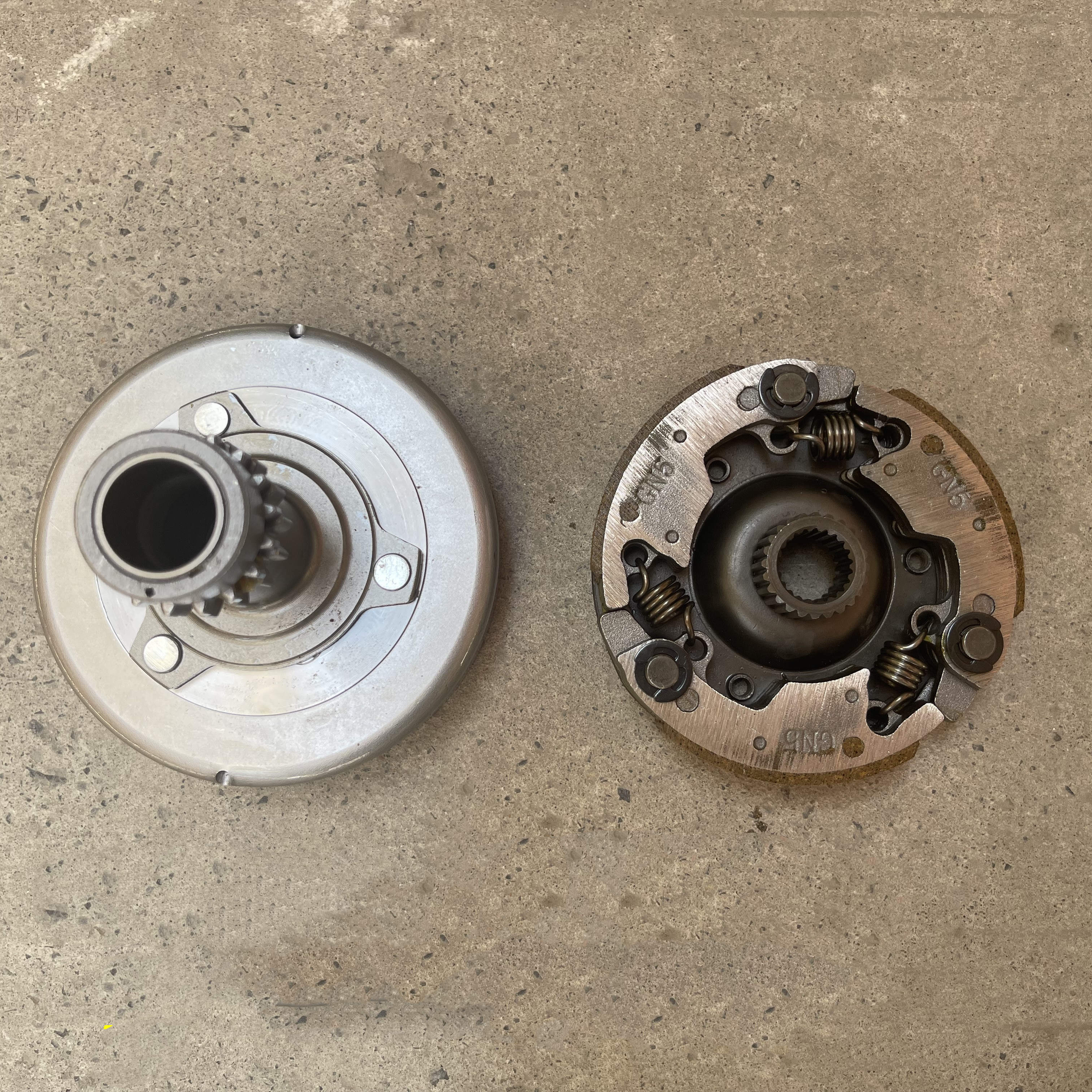 Suitable for Haojue locomotive happy luck HJ110-2 2A 2C 2D shoe clutch primary clutch