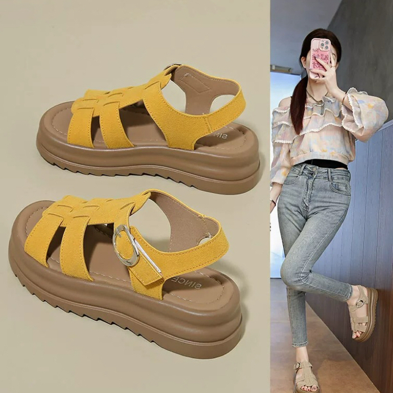 Roman Sandals with a Stepping-On-Clouds Feel for Women, Summer 2026 New Fashion Versatile Thick-Soled Size 34 Soft-Soled Beach Shoes for Women