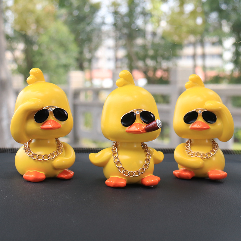Small Yellow Duck On-board Pendulum Piece Ecstasy Cute Social Duck Shake Sound The Same Creative Car Interior Ornament Swing