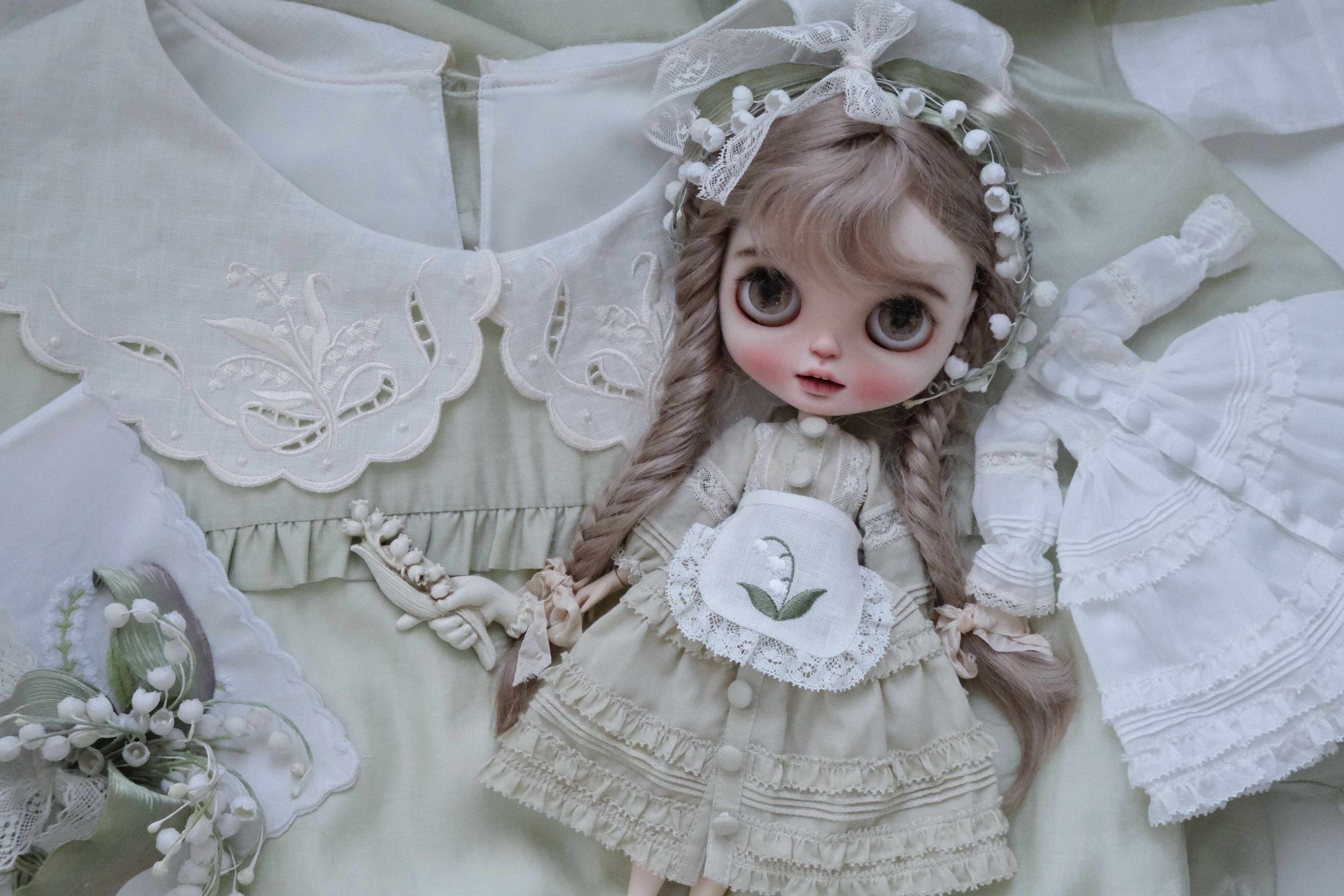 Instagram人気作家様 アンティークレース 刺繍エプロン Instagram人気