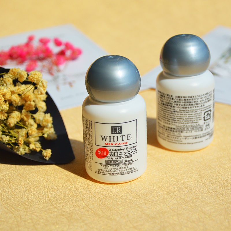 日本DAISO大创美白精华液 水乳胎盘素ER淡斑液补水保湿精华液30ML