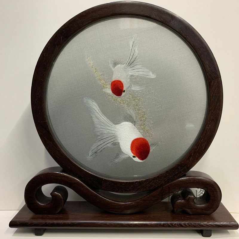 Handmade Su embroidery finished Ruyi frame embroidery decoration small chicken wing wood double-sided embroidery gift cabinet desktop screen