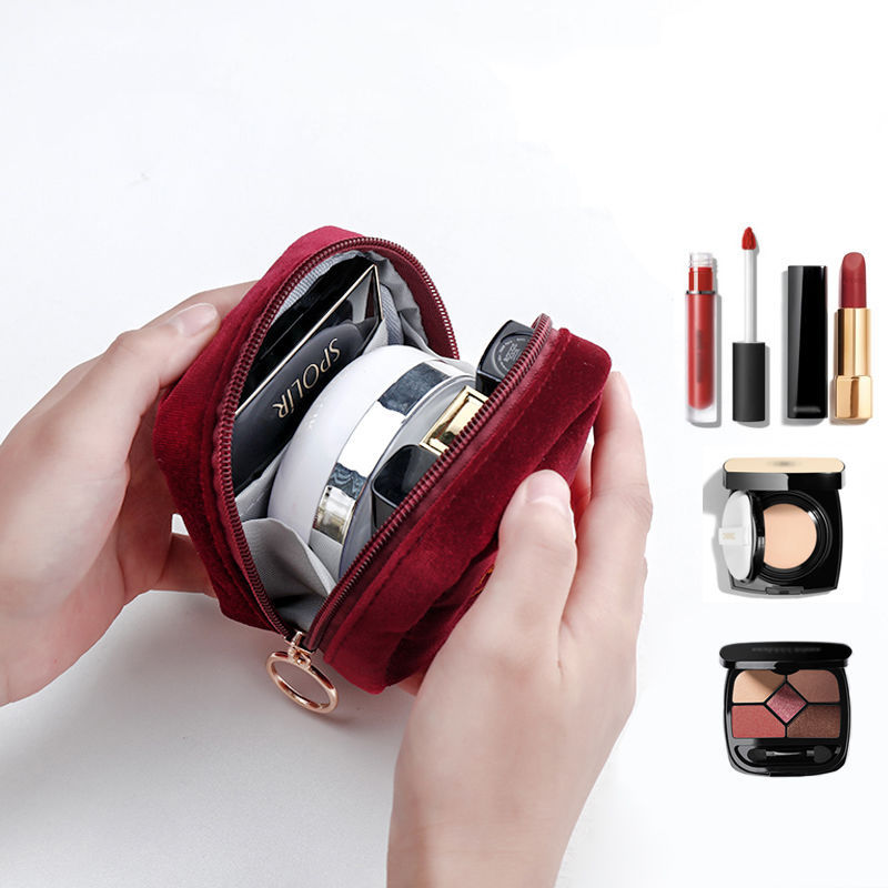 Travel portable high-value cosmetic bag small lipstick storage bag air cushion finishing bag velvet mini portable makeup bag