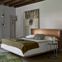 Italian minimalist double bed leather bed simple modern designer wedding bed Master Bedroom 1 5m light luxury bed big bed spot