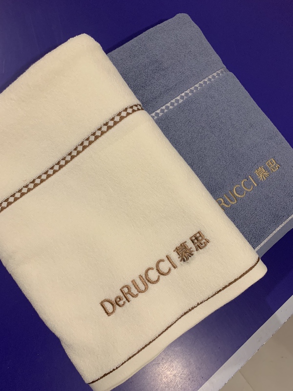 Clearance Items with Minor Flaws: Mousse Pure Cotton Bath Towel, Sanli Class A, 100% Cotton, Unisex Bath Towel, Wrap Towel, Soft and Absorbent Clearance Items with Minor Flaws: Mousse Pure Cotton Bath Towel, Sanli Class A, 100% Cotton, Unisex Bath Towel, Wrap Towel, Soft and Absorbent