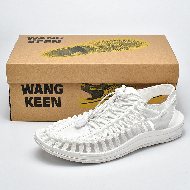 Clearance Sale: Summer Japanese-Style Couple's Versatile Woven Closed-Toe Sandals for Students, Women's Flat Beach Shoes, Travel Bargain