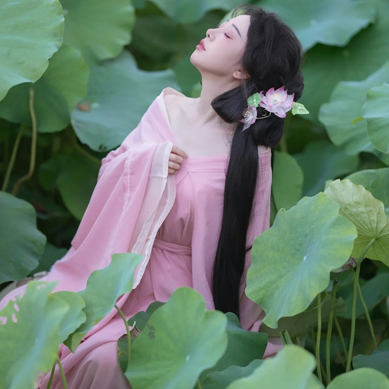 Clothes Suitable for Taking Lotus Photos 2026 New Beautiful Pink Dress Ancient Costume War Robe Daily Photography Hanfu Clothes Suitable for Taking Lotus Photos 2026 New Beautiful Pink Dress Ancient Costume War Robe Daily Photography Hanfu
