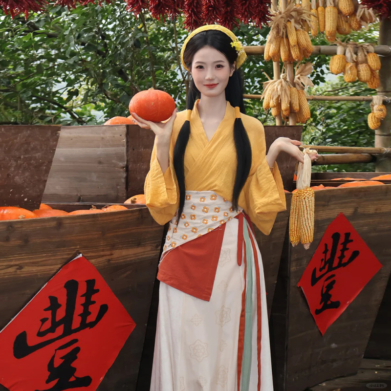 2026 New Hanfu Dress for Female Protagonists in Farming-Themed Novels, Wuyuan Huangling Autumn-Sunbathing Outfit, Pastoral Style, Stunning Dress for Photoshoots