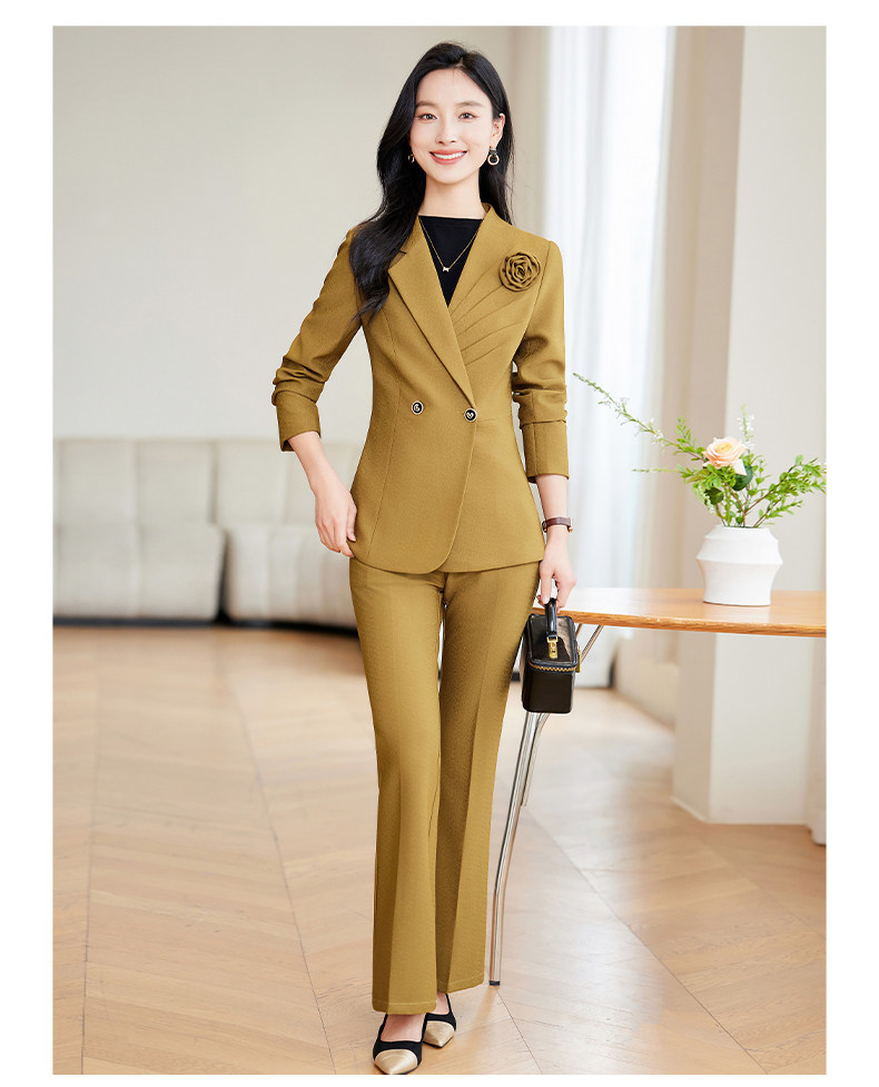 パンツセットアップ フラワーコサージュ付きダブルテーラードジャケットパンツセットアップ