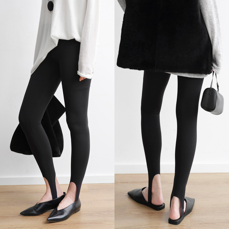 Amyy Studios Fashionable Essential High-Waisted Shaping Slimming Footed Leggings Amyy Studios Fashionable Essential High-Waisted Shaping Slimming Footed Leggings